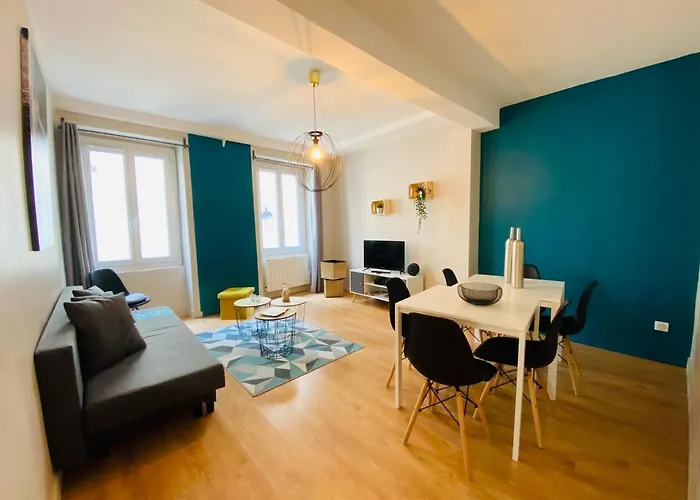 Apartment Chill & Work *